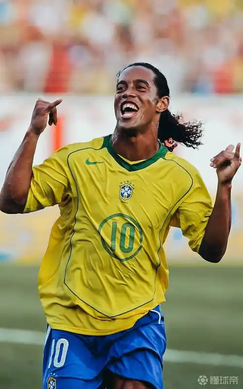 西更多被安 西更多被安